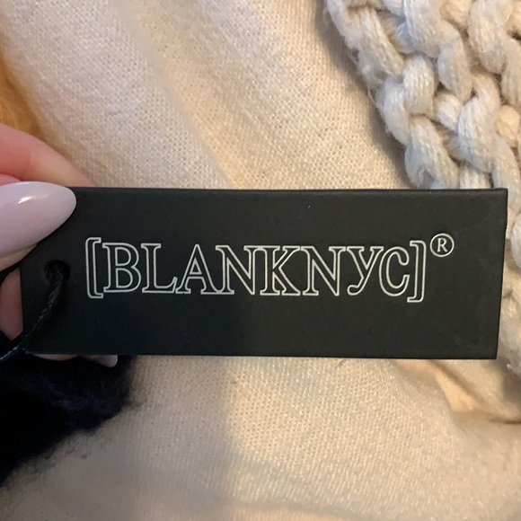 Blank NYC sweater - Picture 4 of 5